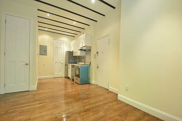 Rented by Keller Williams NYC | media 3