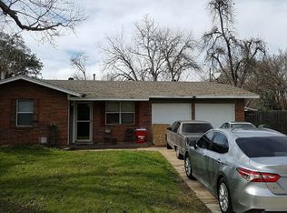 2005 Barton Dr, Arlington, TX 76010