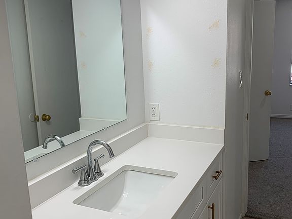 4th image of 120 G St APT 7