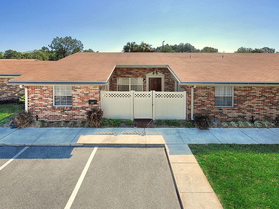 Park at your front door!