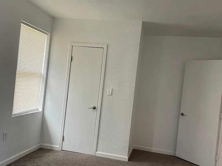 302 Decatur St #1 — Photo 6