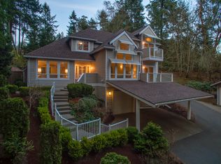 3039 E Bay Dr NW, Gig Harbor, WA 98335