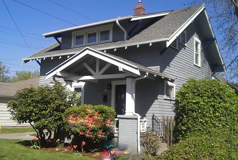 516 SE 54th Ave photo 1