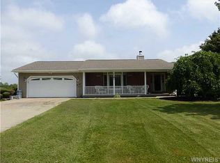 1181 Transit Rd, Orchard Park, NY 14127