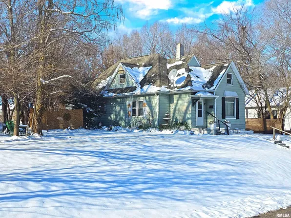 2115 N Bourland Ave, Peoria, IL 61604