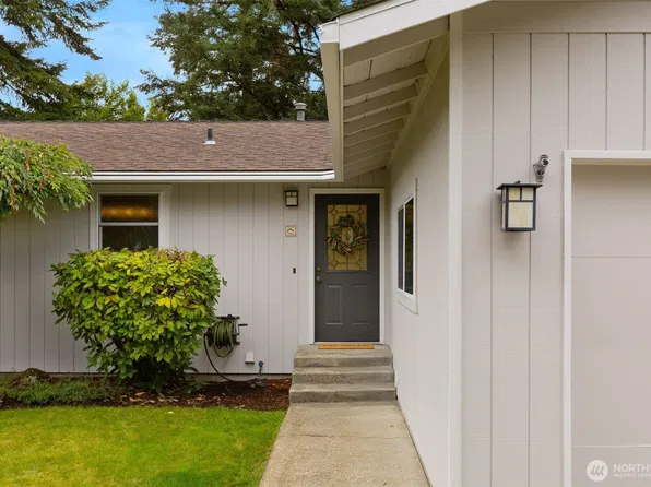 2605 Camas Avenue NE, Renton, WA 98056