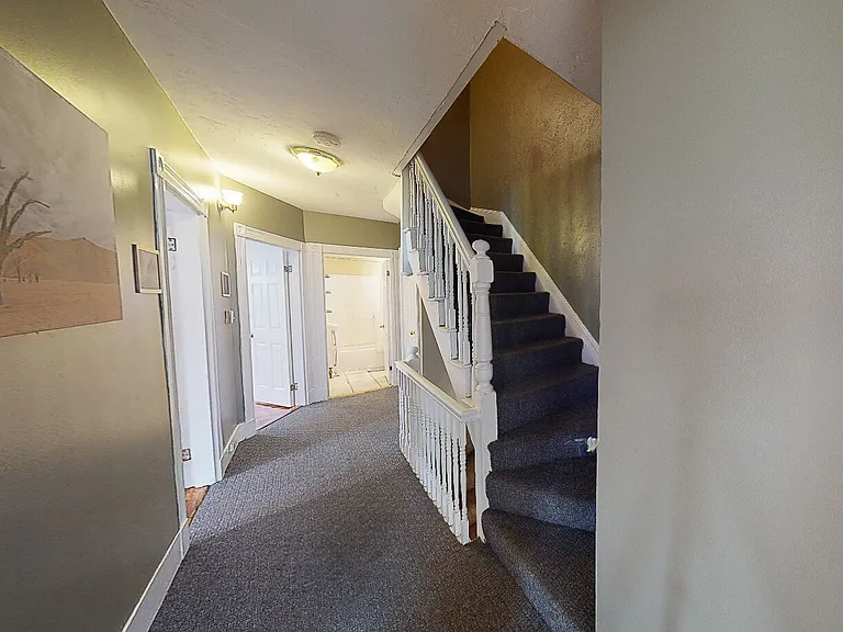 4 Haskell St #1 — Photo 30