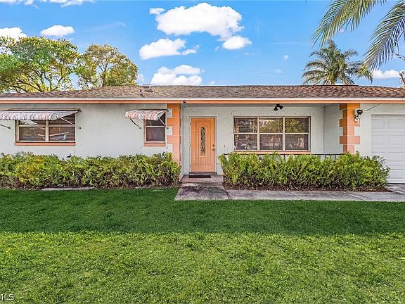 3rd image of 2119 Hibiscus Rd