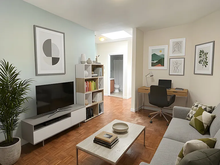 122 Berkshire St #8 — Photo 2