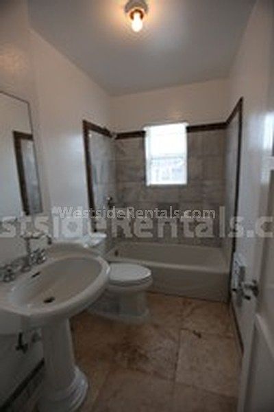 2nd image of 6932 La Tijera Blvd