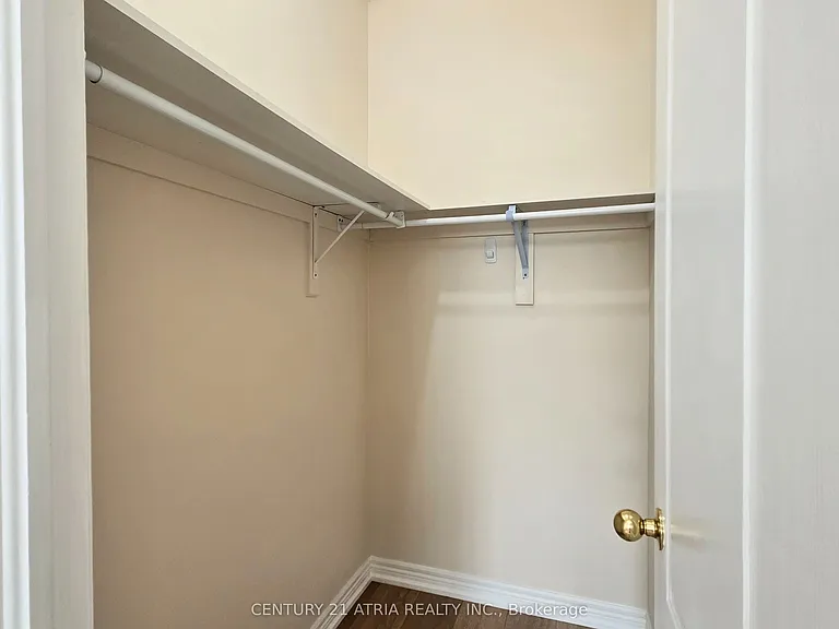 31 Cliveden Pl — Photo 22