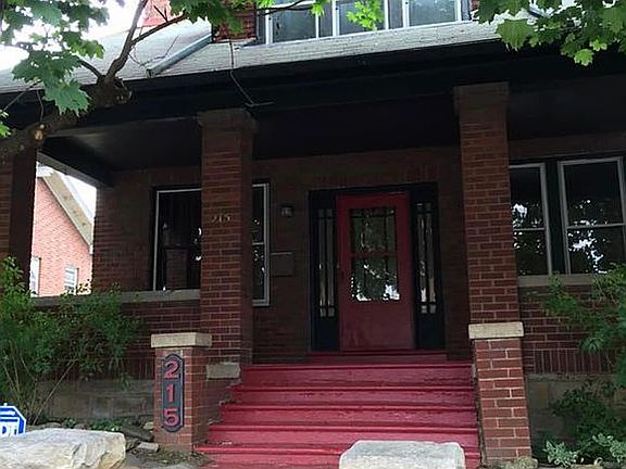 2nd image of 215 Woodlawn Ave