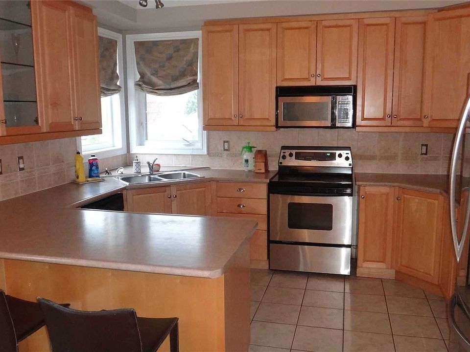 2nd image of 40 Grand Oak Dr