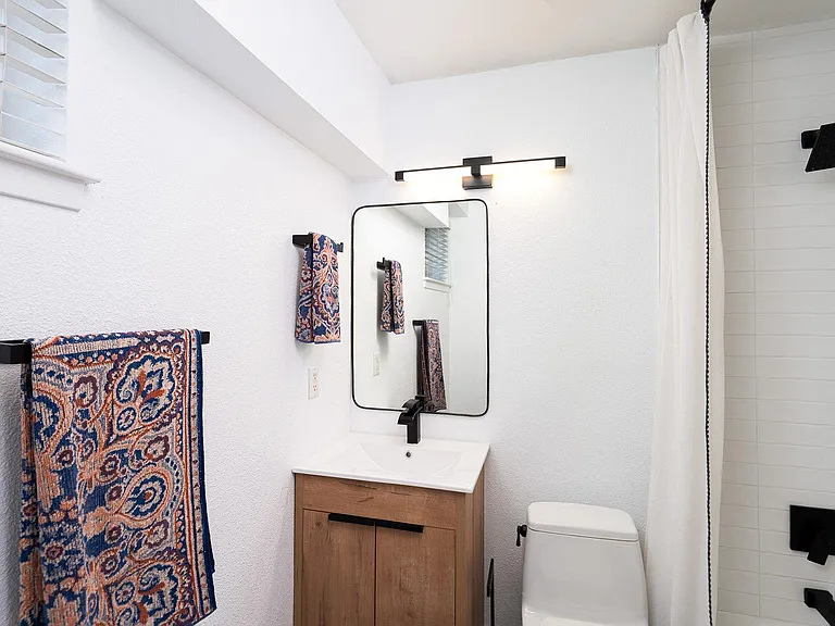 300 Crockett St #109 — Photo 6