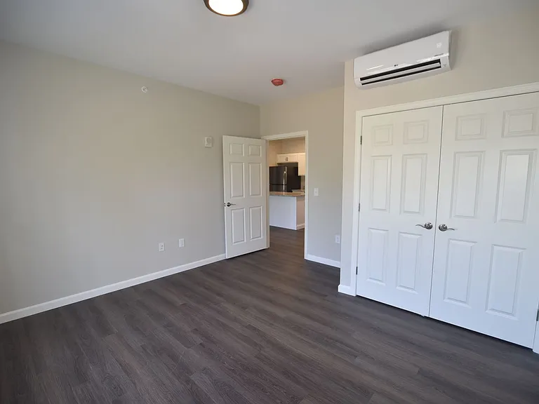 217 Rockingham Rd — Photo 9