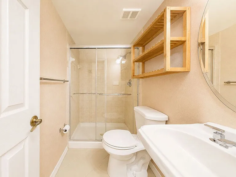 145 Halifax Ave #209 — Photo 19