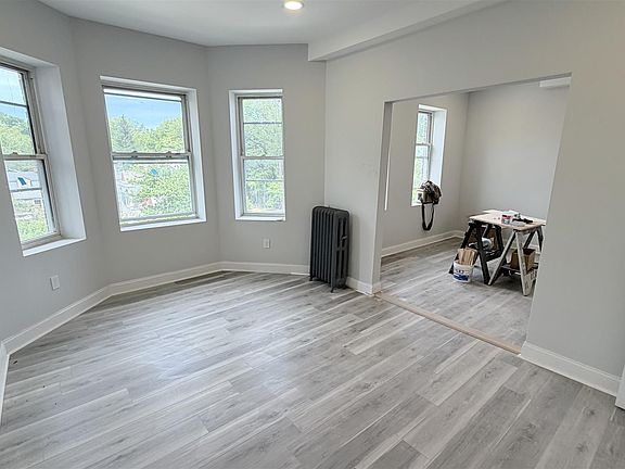 3rd image of 76 Kirkland St Floor 1