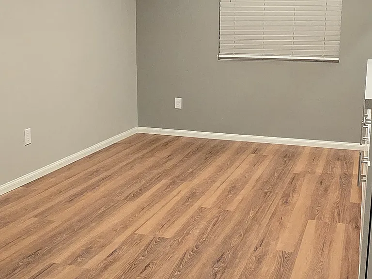 24848 Trott Cir — Photo 5