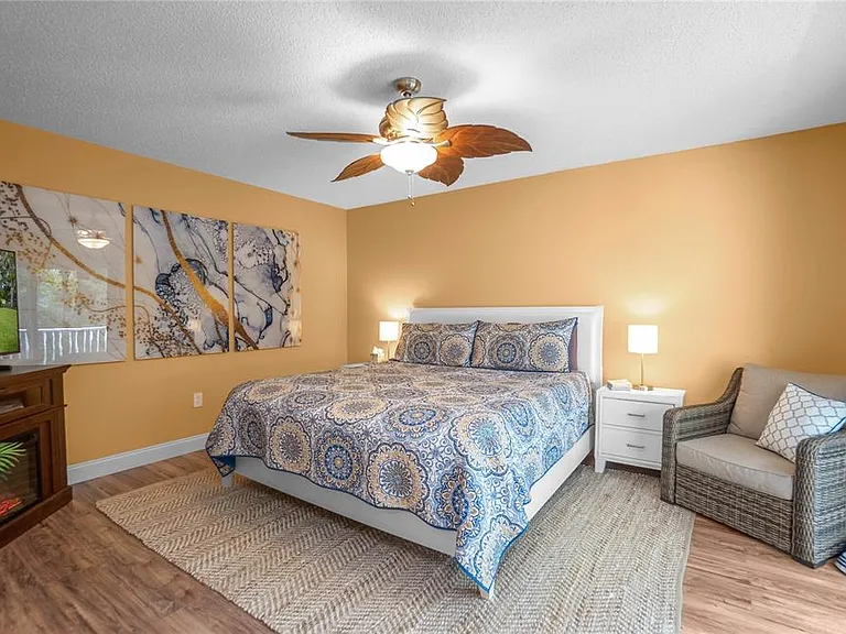 28 Rivertrail Dr — Photo 12