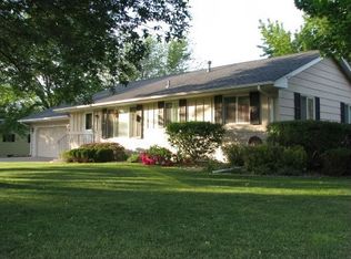 609 1st St S, Buffalo, MN 55313