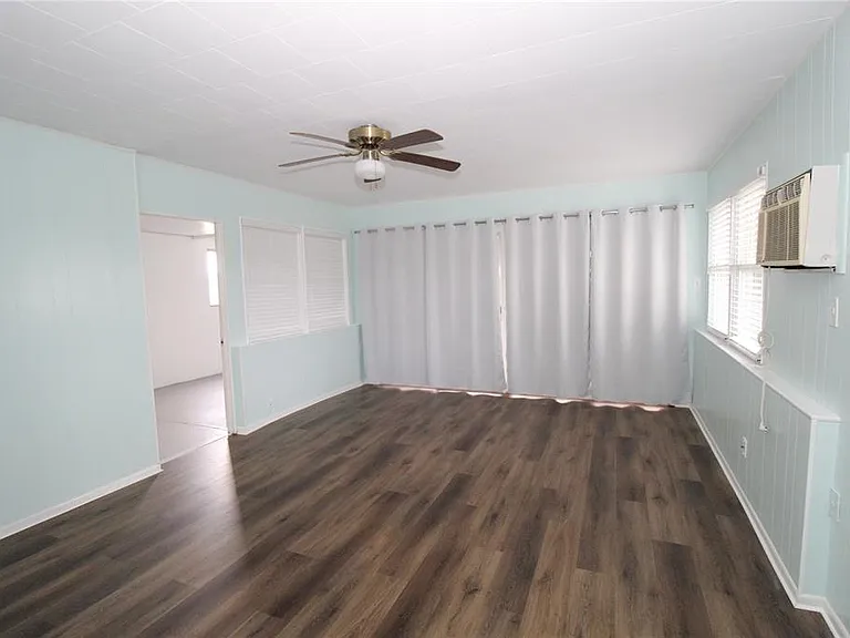 1104 Desert Hills Dr — Photo 12
