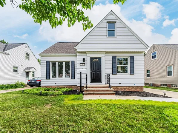 181 E 294th St, Eastlake, OH 44095