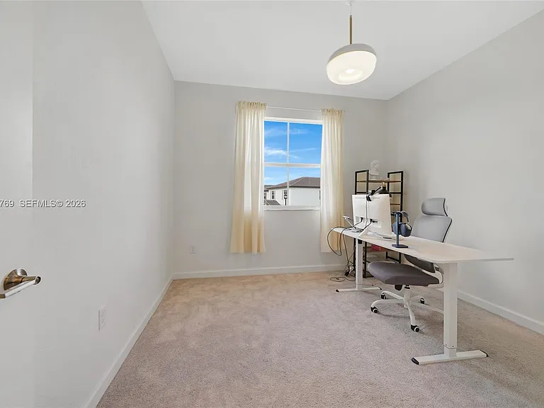 2629 SE 24th Pl — Photo 18
