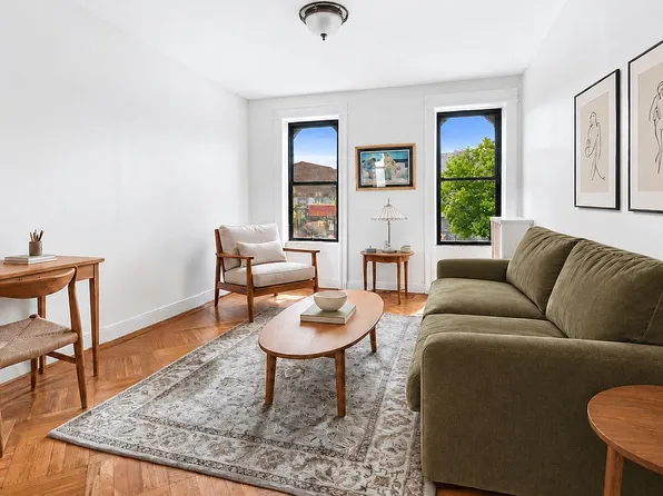 320 8th Ave APT 4A, Brooklyn, NY 11215