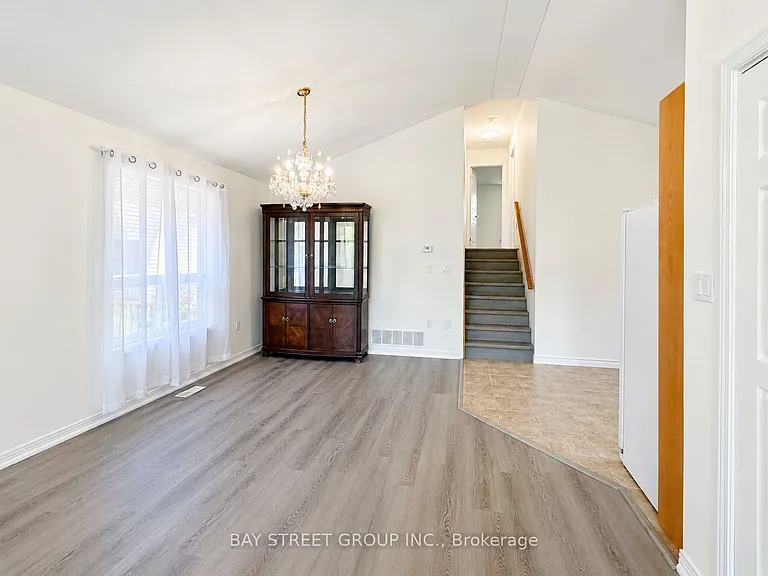 35 Diamond Ct — Photo 13