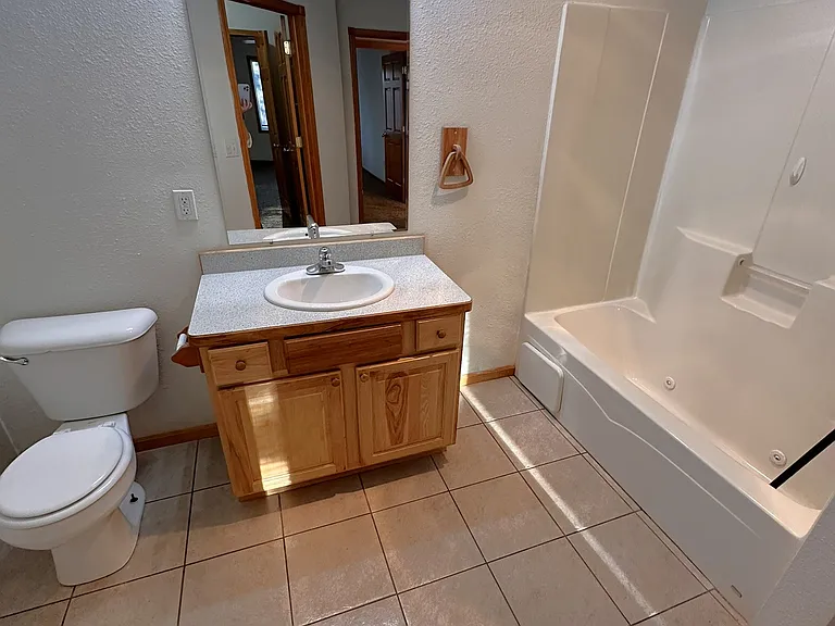 1279 Pinewood Trl — Photo 3
