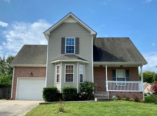 2566 Centerstone Cir, Clarksville, TN 37040