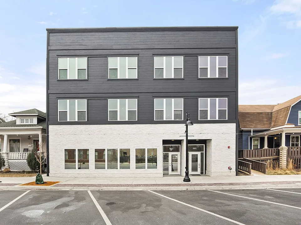 3708 Grand Blvd.