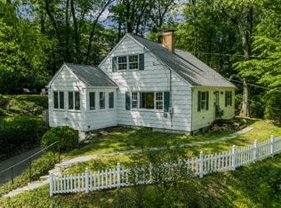 39 Lookout Rd, Mountain Lakes Boro, NJ 07046