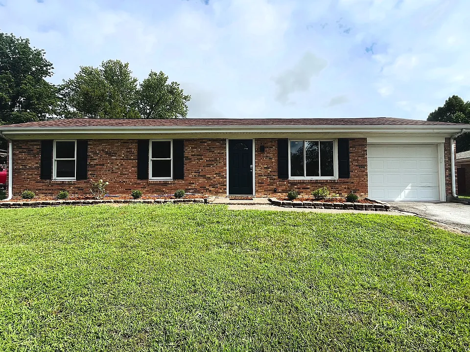 306 McConnell Dr