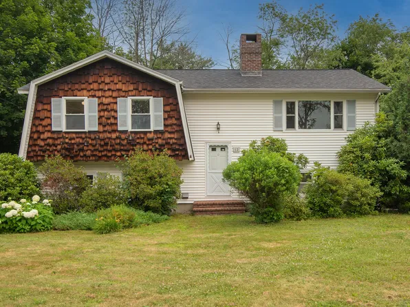 12 Wendy Way, Saco, ME 04072