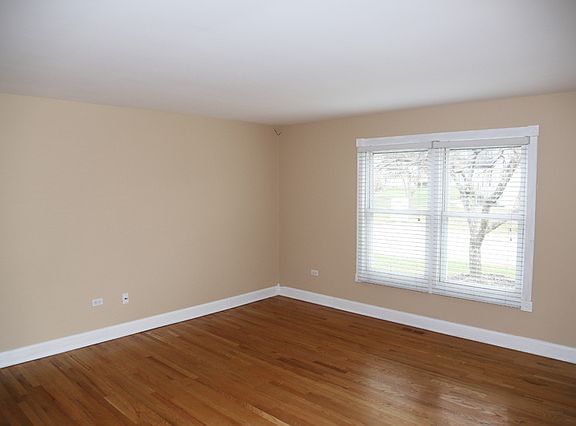 3rd image of 260 Nantucket Hbr #260