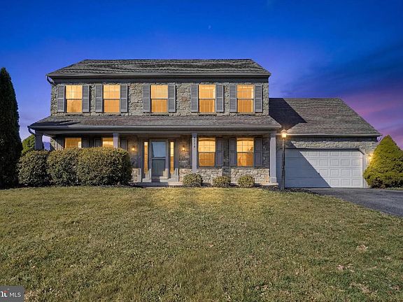 2nd image of 3014 Bitternut Blvd