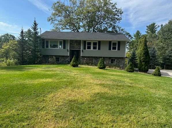 6 Partridge Dr #A
