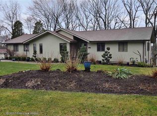 63 Eric Ct, Cranston, RI 02921