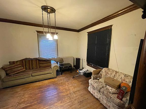 5th image of 2225 Bryant Ave N