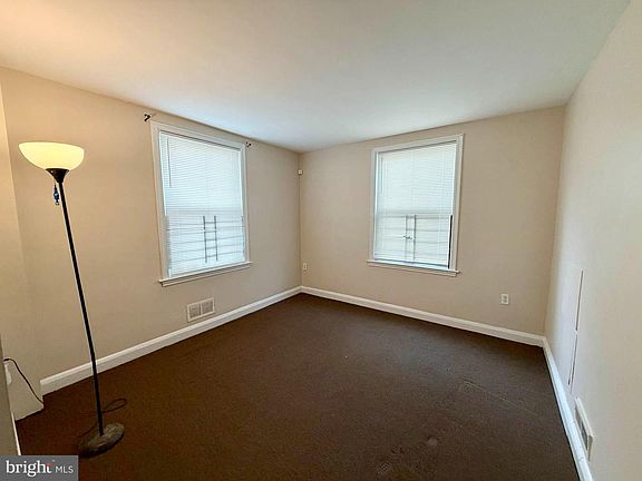 5th image of 1200 Woodbourne Ave