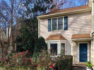 6541 Thetford Ct, Raleigh, NC 27615