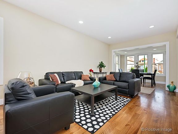 3rd image of 6232 W Berenice Ave