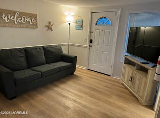 39 Sampson Ave APT 3, Seaside Heights, NJ 08751