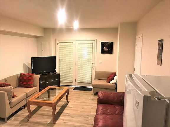 2nd image of 1537 Grosbeak Ct