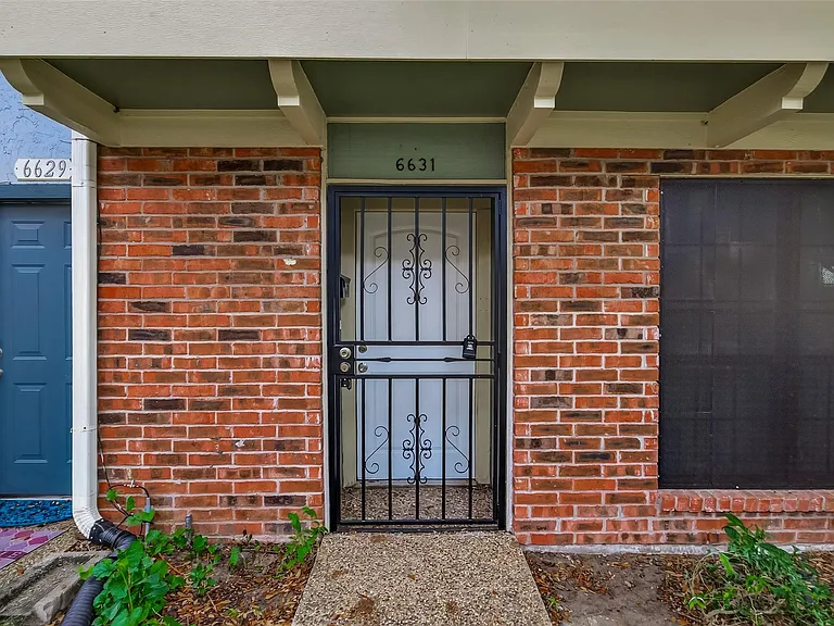 6631 Wanda Ln — Photo 5