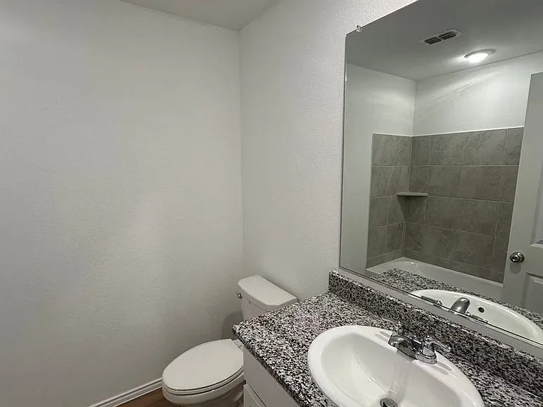 1132 Dashwood Dr — Photo 24