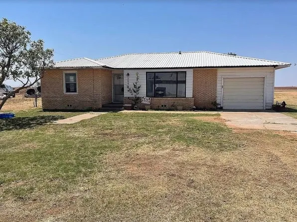 209 Nichols Ave, McAdoo, TX 79243