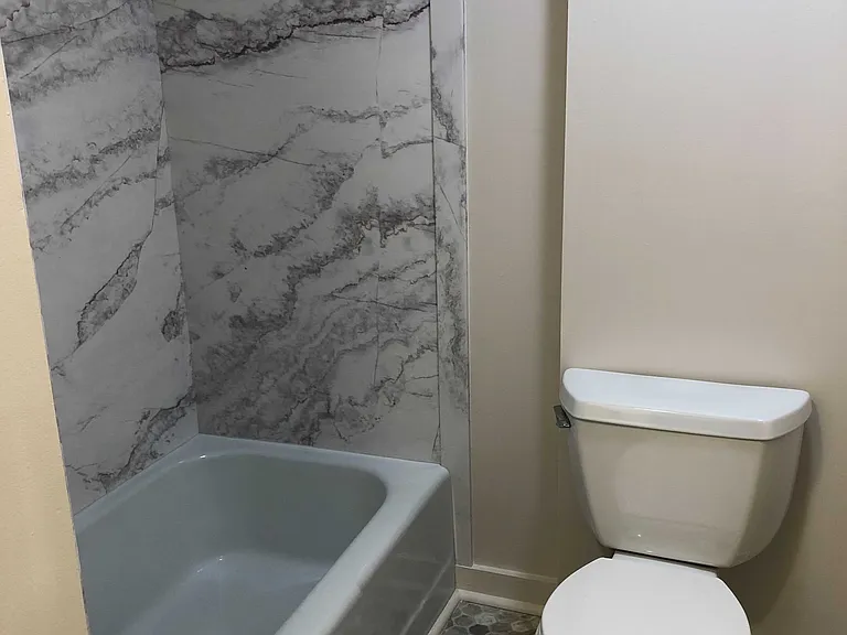 17 Grove St #B — Photo 4