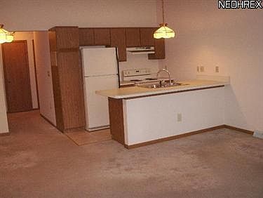 4th image of 1603 W Hampton Dr #1603